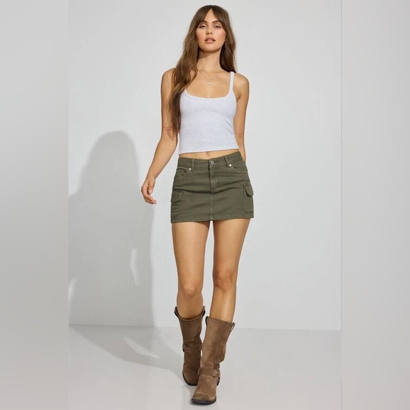 Garage Khaki‎ Green Cargo  Mini Skort size M - Picture 4 of 9